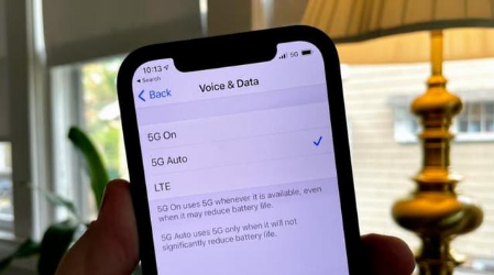 郊区苹果手机维修分享iPhone 12如何打开或关闭5G网络 